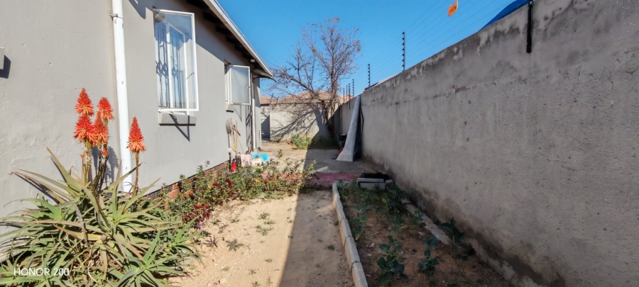 3 Bedroom Property for Sale in Blue Hills Gauteng