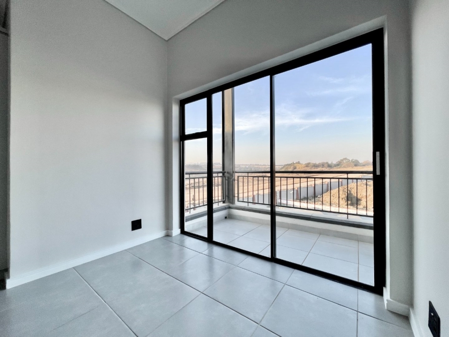 To Let 1 Bedroom Property for Rent in Waterfall Gauteng
