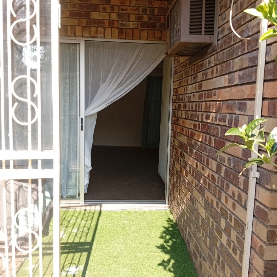 2 Bedroom Property for Sale in Benoni Central Gauteng