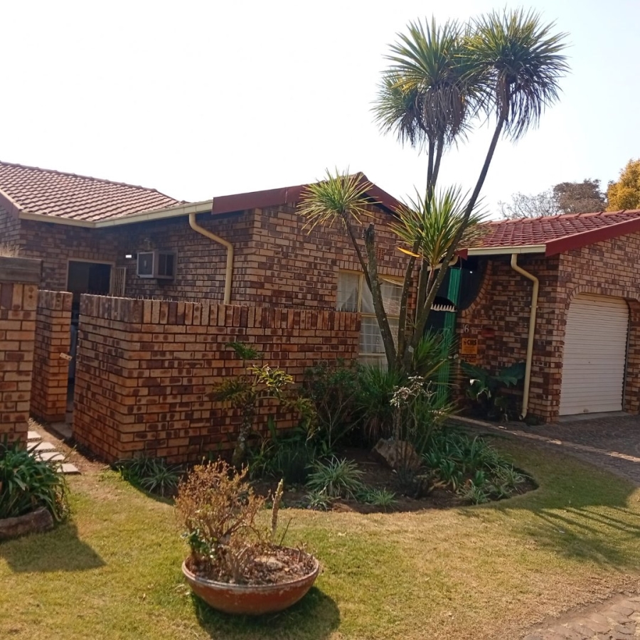 2 Bedroom Property for Sale in Benoni Central Gauteng
