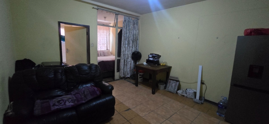 1 Bedroom Property for Sale in Pretoria Central Gauteng