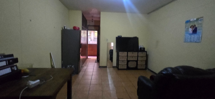 1 Bedroom Property for Sale in Pretoria Central Gauteng