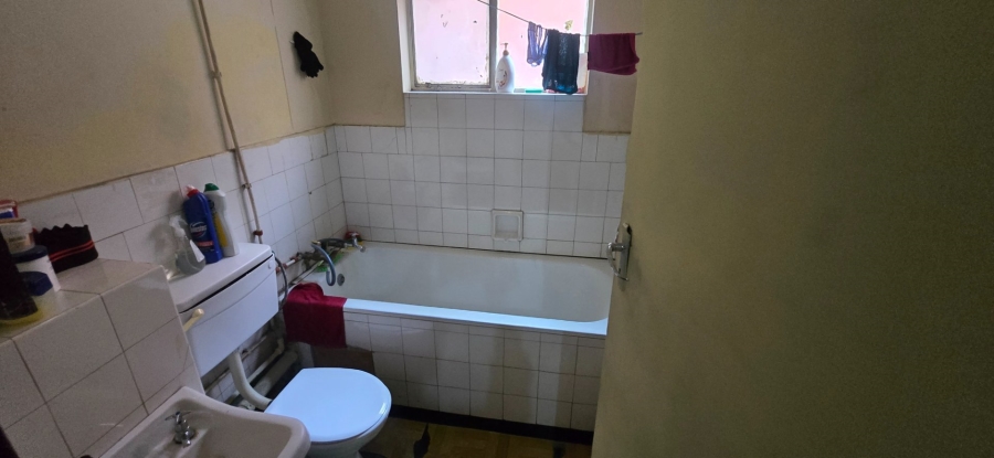 1 Bedroom Property for Sale in Pretoria Central Gauteng
