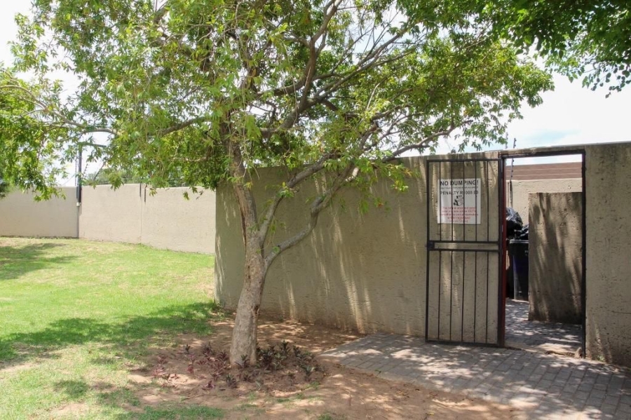 To Let 2 Bedroom Property for Rent in Craigavon Gauteng