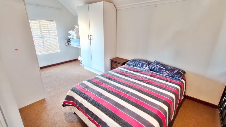 4 Bedroom Property for Sale in Vaal Marina Gauteng