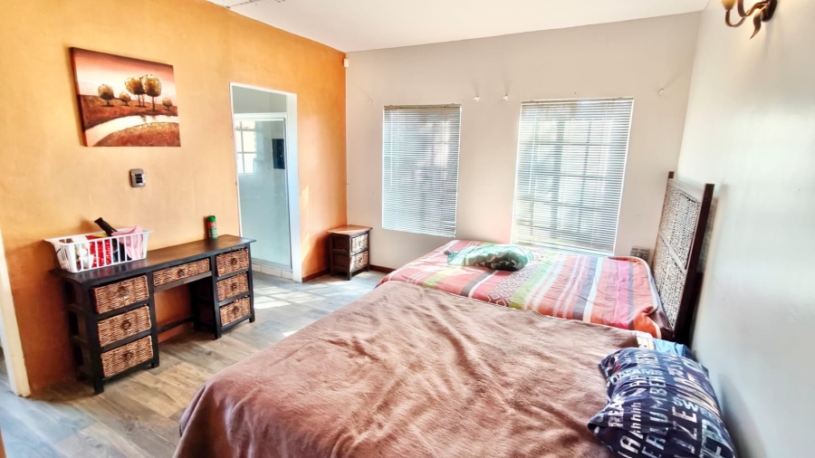 4 Bedroom Property for Sale in Vaal Marina Gauteng