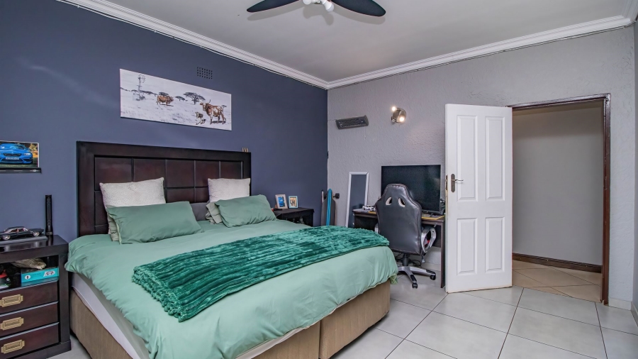 4 Bedroom Property for Sale in Benoni North Gauteng