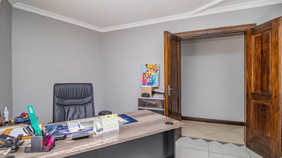 4 Bedroom Property for Sale in Benoni North Gauteng