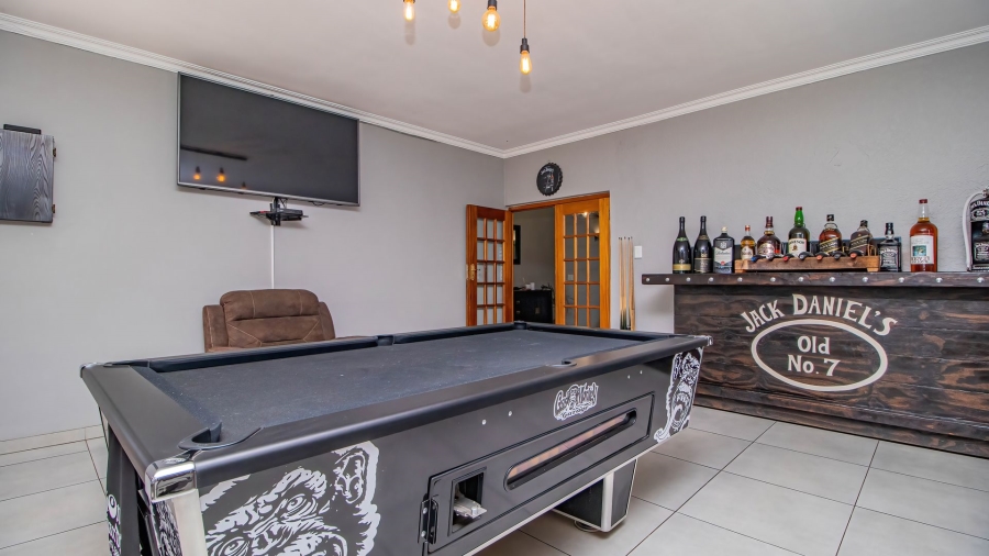 4 Bedroom Property for Sale in Benoni North Gauteng