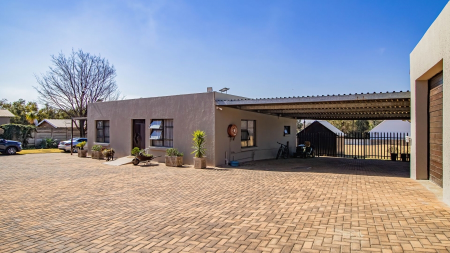 4 Bedroom Property for Sale in Benoni North Gauteng