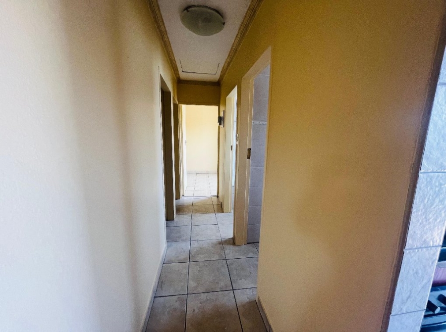 4 Bedroom Property for Sale in Kaalfontein Gauteng