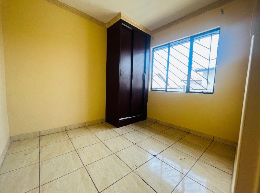 4 Bedroom Property for Sale in Kaalfontein Gauteng