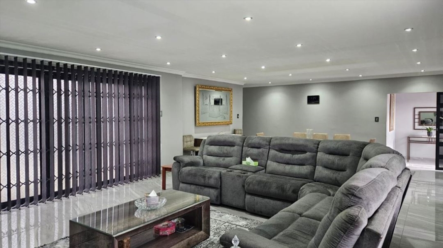 3 Bedroom Property for Sale in Beyers Park Gauteng
