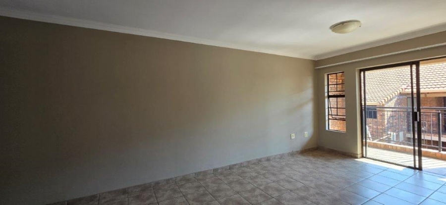 2 Bedroom Property for Sale in Magalieskruin Gauteng