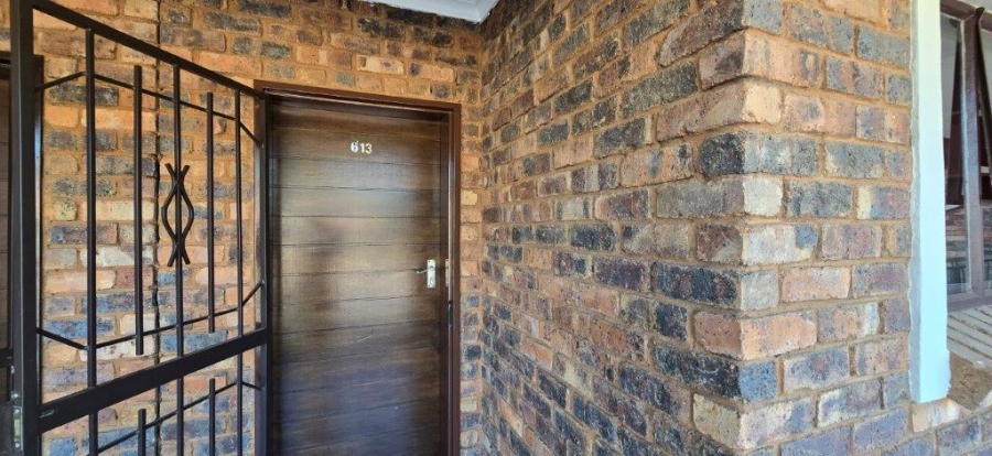 2 Bedroom Property for Sale in Magalieskruin Gauteng