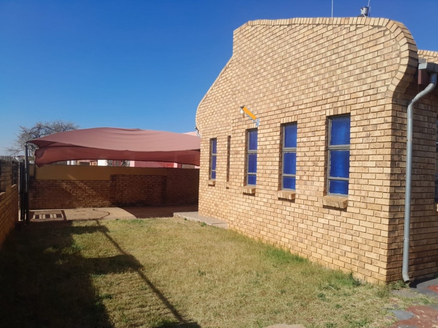 4 Bedroom Property for Sale in Soshanguve L Gauteng
