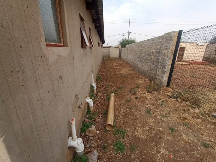 Commercial Property for Sale in Lakeside Gauteng