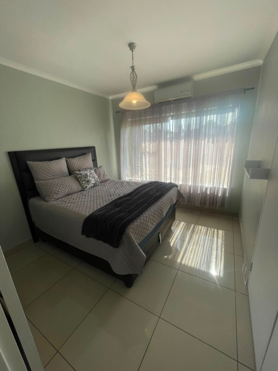 6 Bedroom Property for Sale in Verwoerdpark Gauteng