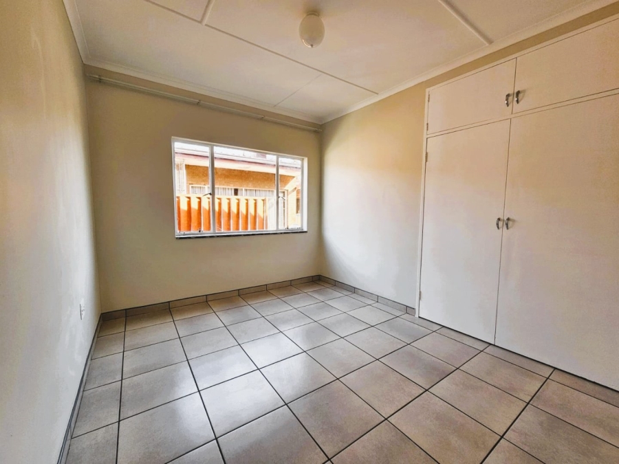2 Bedroom Property for Sale in Ferryvale Gauteng