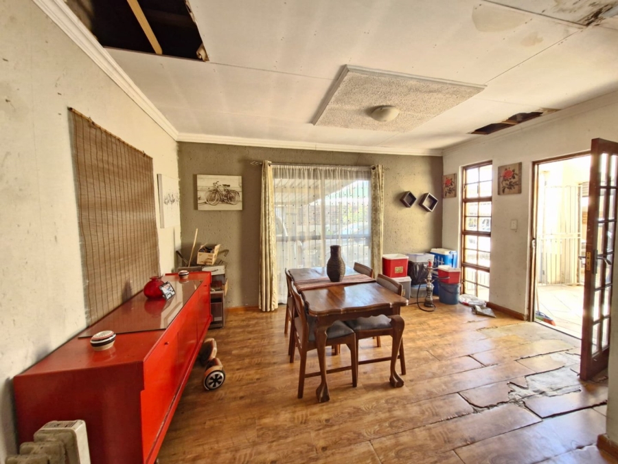 3 Bedroom Property for Sale in Daveyton Gauteng
