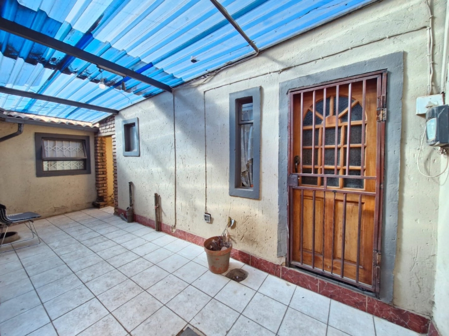 3 Bedroom Property for Sale in Daveyton Gauteng
