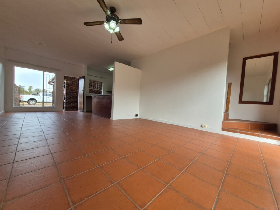 To Let 2 Bedroom Property for Rent in Pierre Van Ryneveld Gauteng