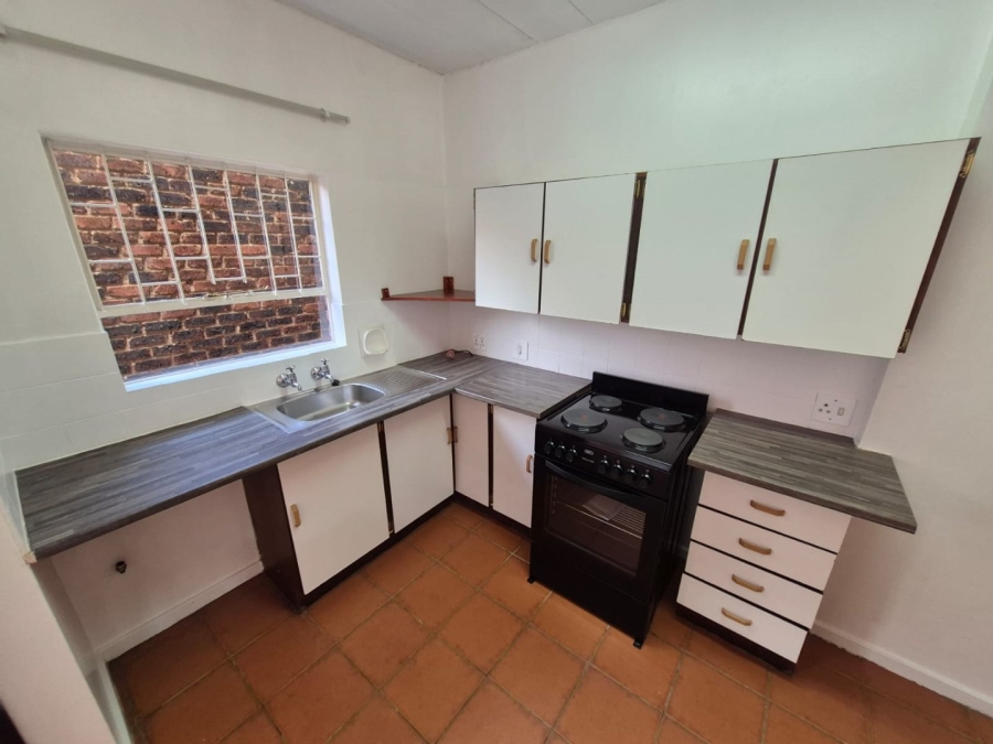 To Let 2 Bedroom Property for Rent in Pierre Van Ryneveld Gauteng