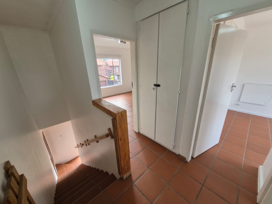 To Let 2 Bedroom Property for Rent in Pierre Van Ryneveld Gauteng