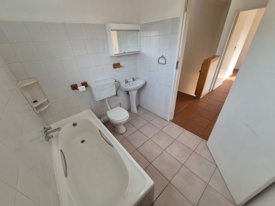 To Let 2 Bedroom Property for Rent in Pierre Van Ryneveld Gauteng