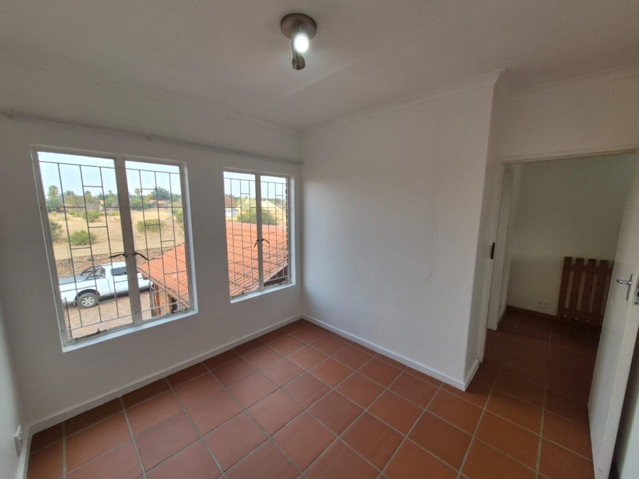 To Let 2 Bedroom Property for Rent in Pierre Van Ryneveld Gauteng