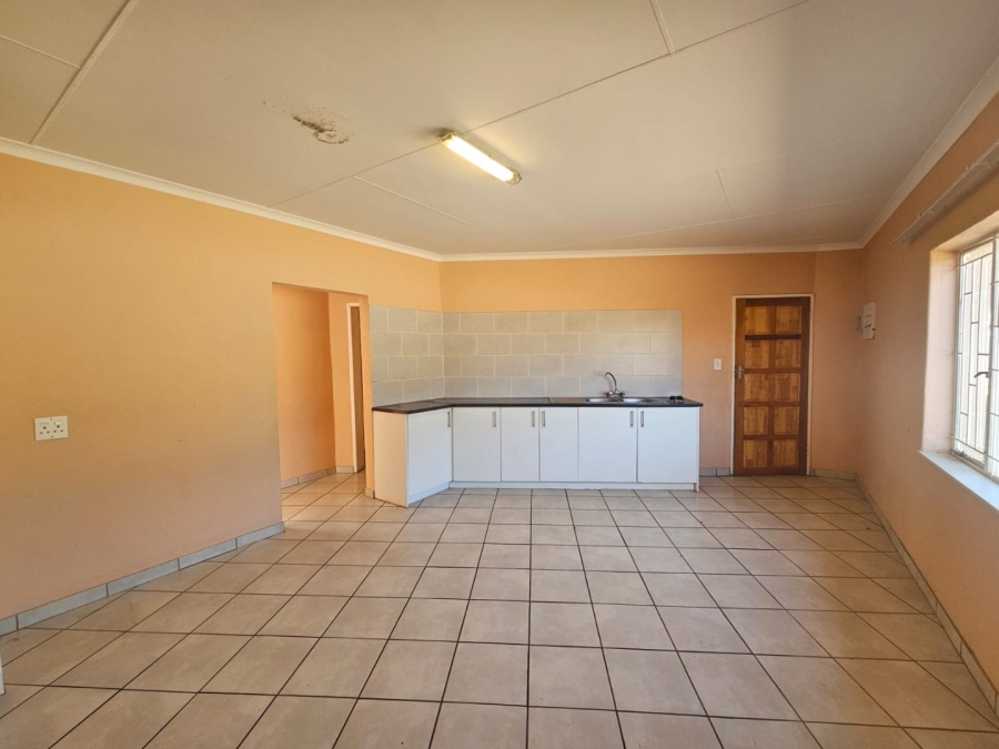 To Let 3 Bedroom Property for Rent in Mooiplaats Gauteng