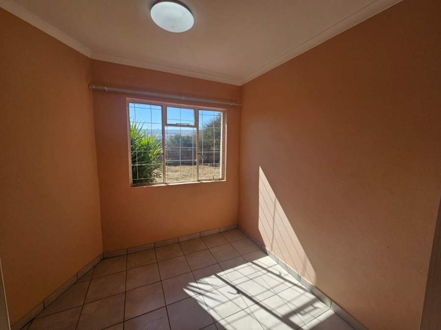 To Let 3 Bedroom Property for Rent in Mooiplaats Gauteng