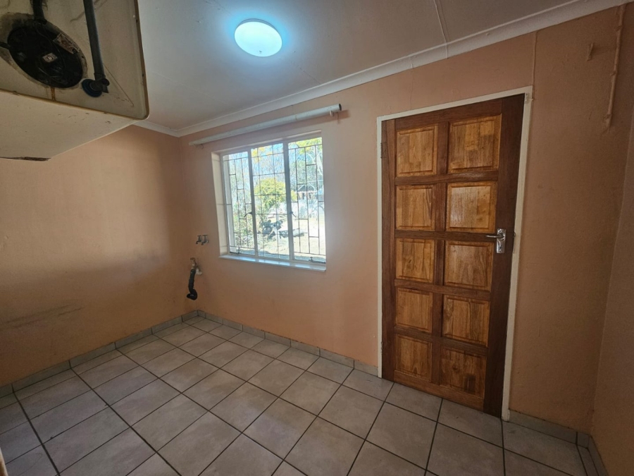 To Let 3 Bedroom Property for Rent in Mooiplaats Gauteng