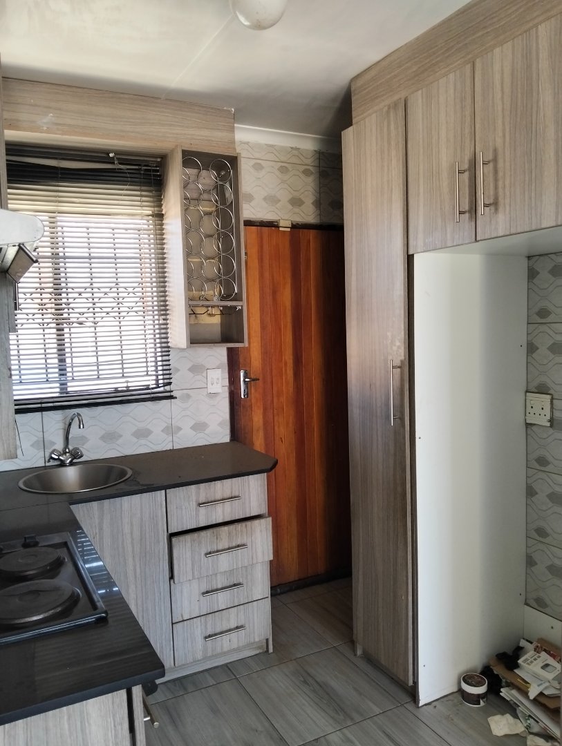 3 Bedroom Property for Sale in Lotus Gardens Gauteng