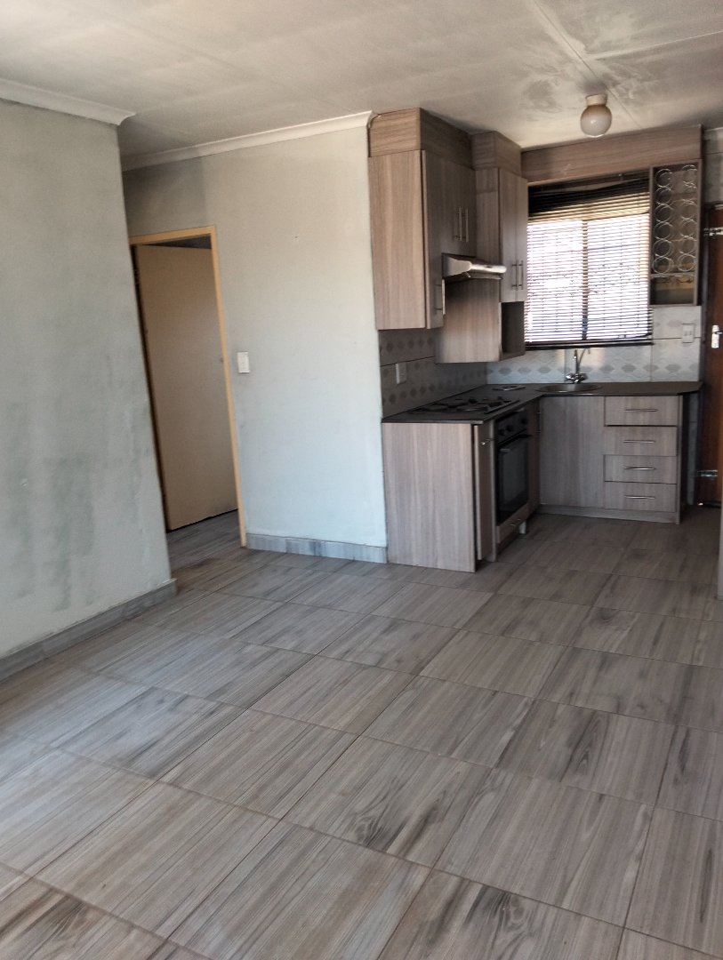 3 Bedroom Property for Sale in Lotus Gardens Gauteng