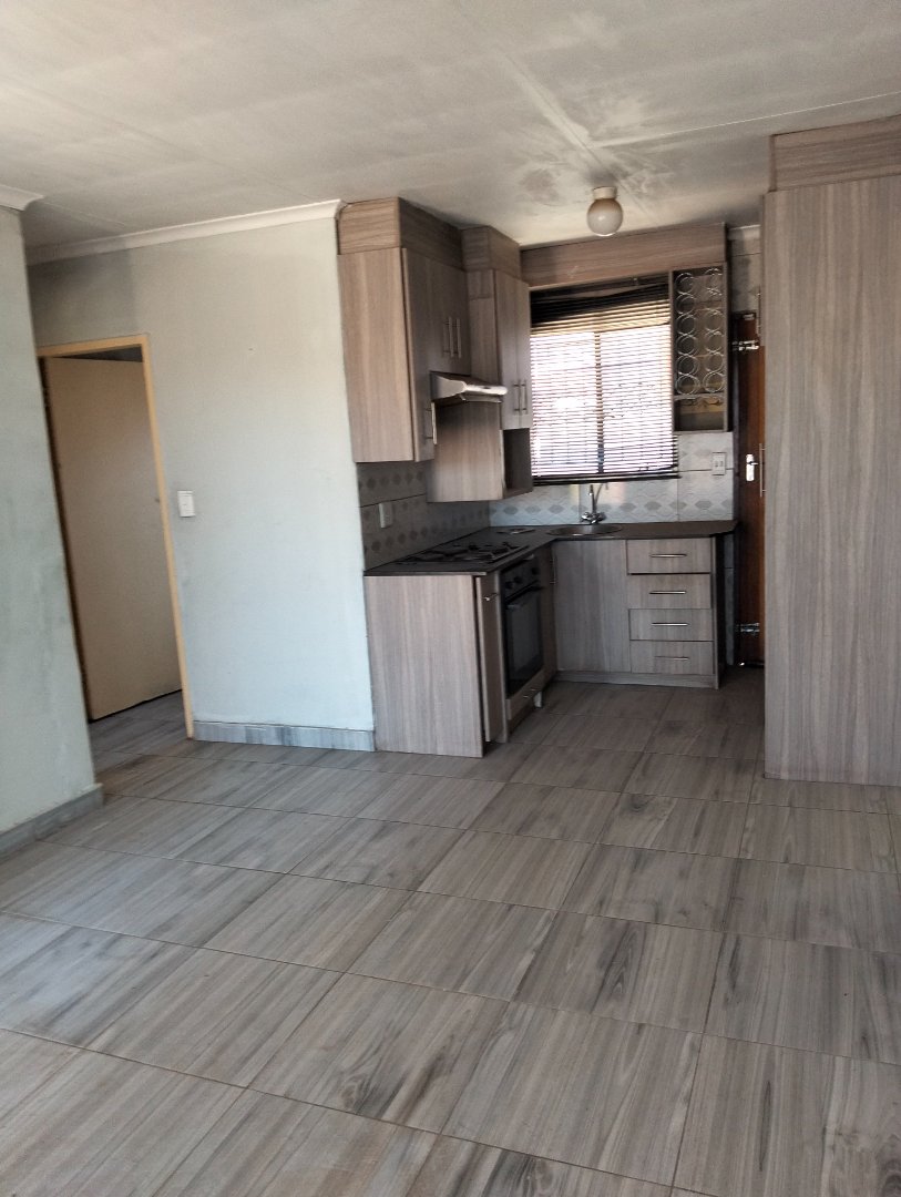 3 Bedroom Property for Sale in Lotus Gardens Gauteng