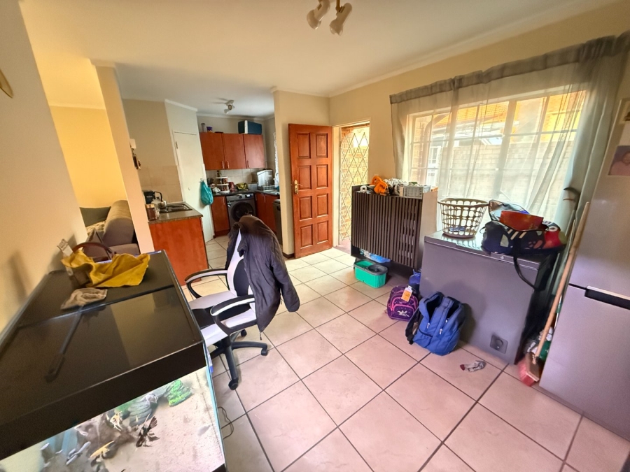 2 Bedroom Property for Sale in The Reeds Gauteng