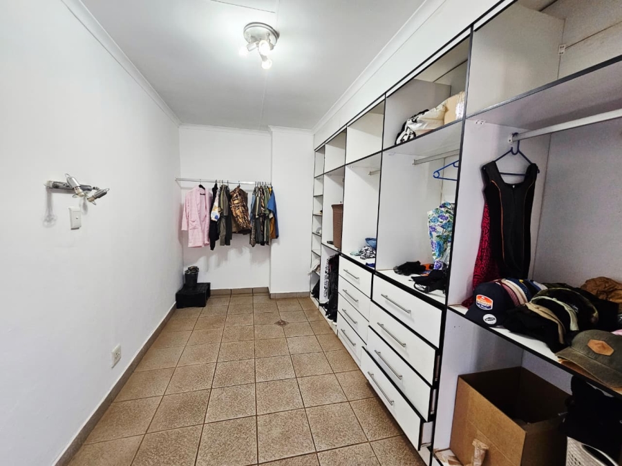  Bedroom Property for Sale in Raslouw Gauteng