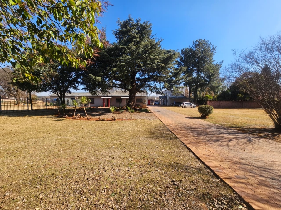  Bedroom Property for Sale in Raslouw Gauteng