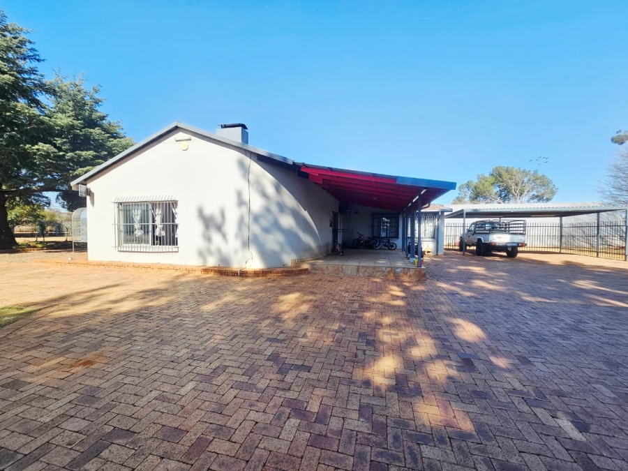  Bedroom Property for Sale in Raslouw Gauteng