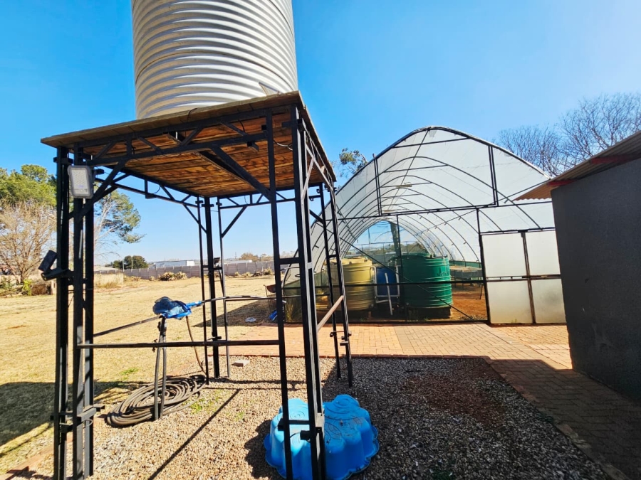  Bedroom Property for Sale in Raslouw Gauteng