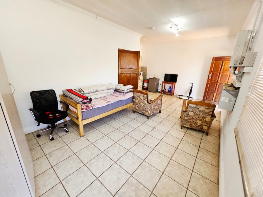  Bedroom Property for Sale in Raslouw Gauteng