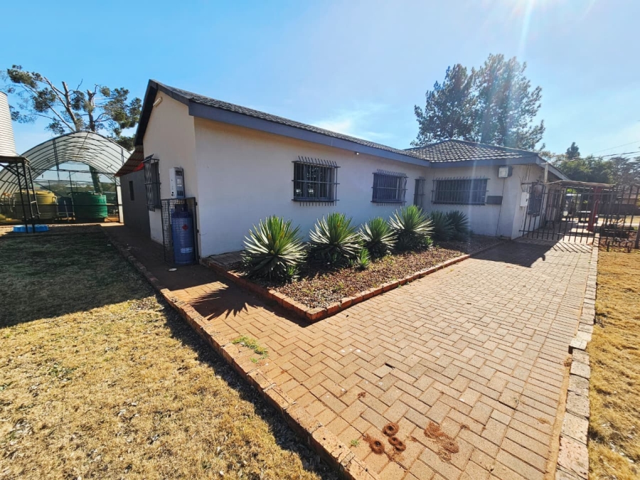  Bedroom Property for Sale in Raslouw Gauteng