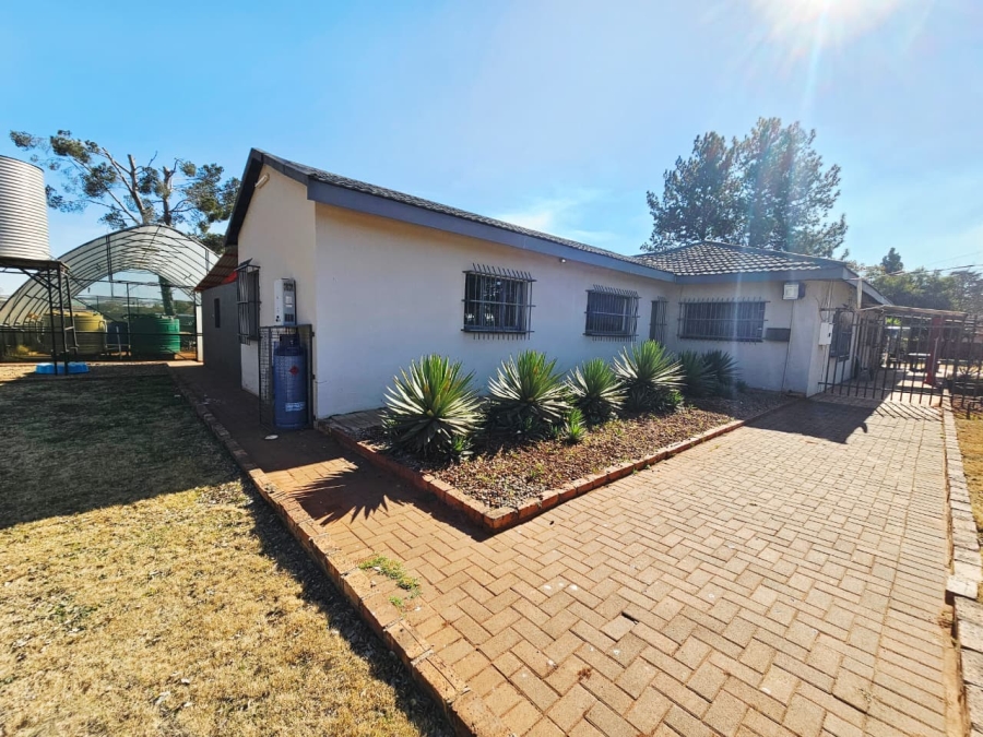  Bedroom Property for Sale in Raslouw Gauteng