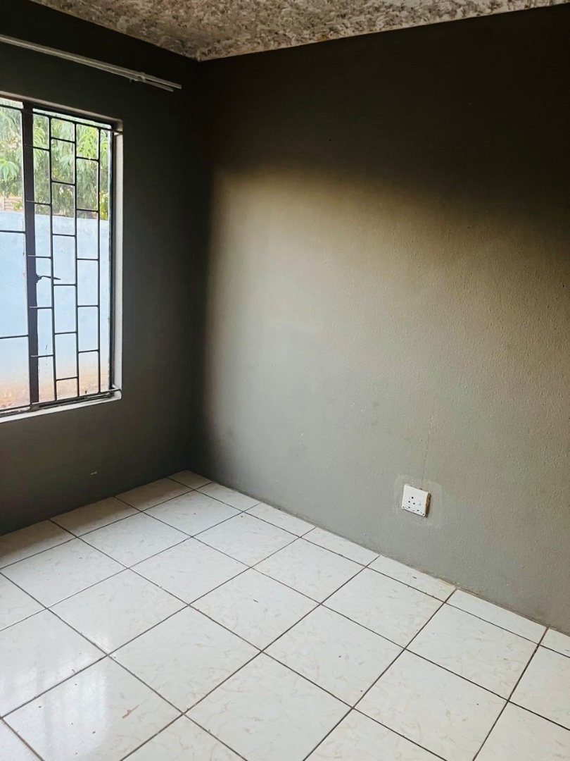 1 Bedroom Property for Sale in Soshanguve XX Gauteng