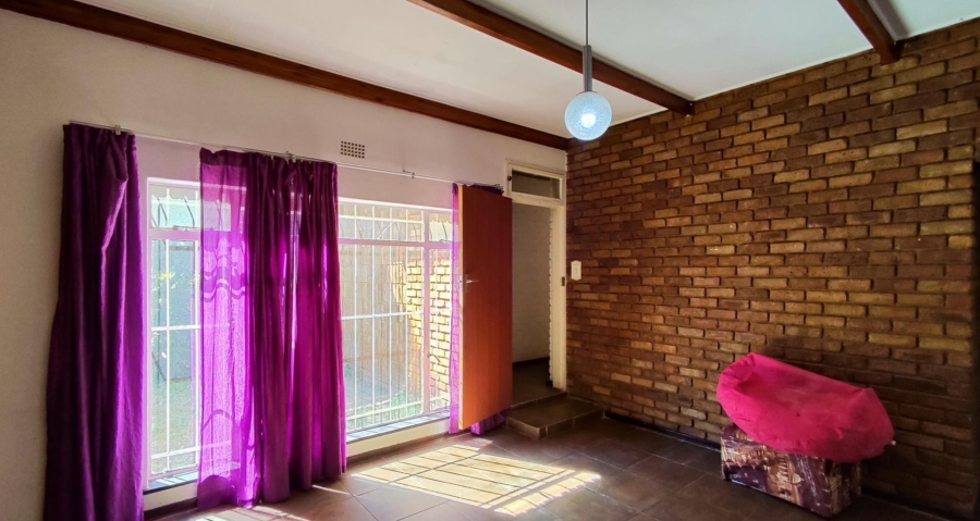 5 Bedroom Property for Sale in Terenure Gauteng