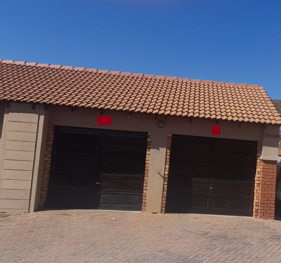 2 Bedroom Property for Sale in Silver Stone Country Estate Gauteng
