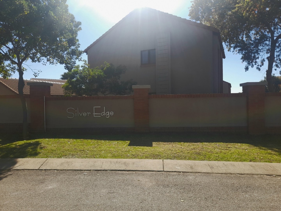 2 Bedroom Property for Sale in Silver Stone Country Estate Gauteng