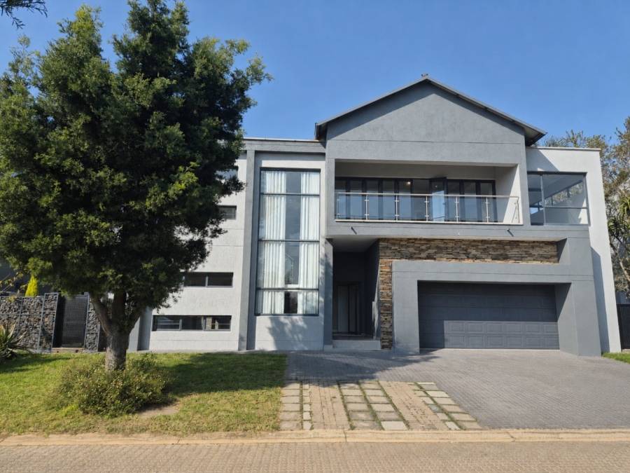 6 Bedroom Property for Sale in Copperleaf Estate Gauteng