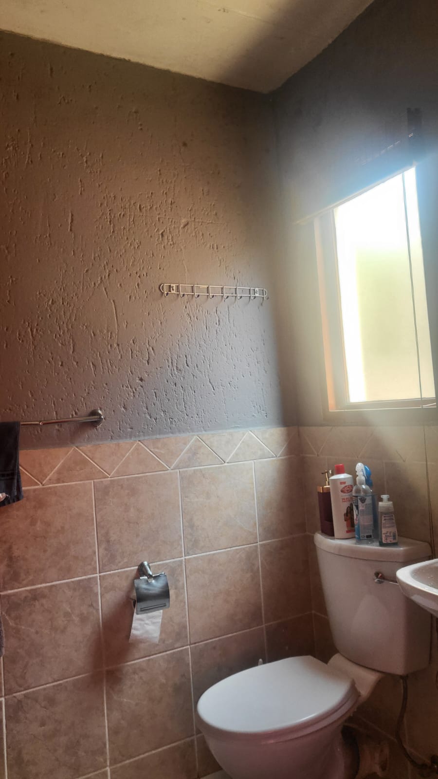  Bedroom Property for Sale in Bromhof Gauteng
